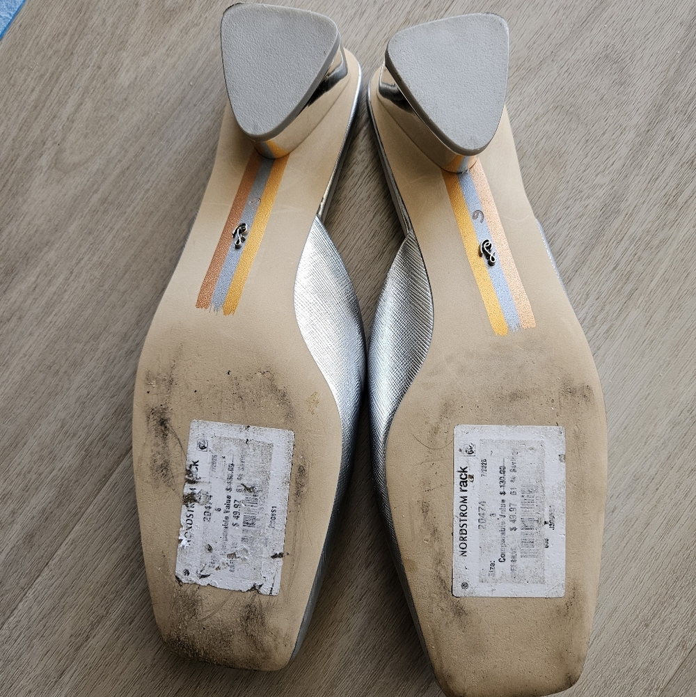 Sam Edelman Silver Square Toe Flats 6 - Picture 2 of 7